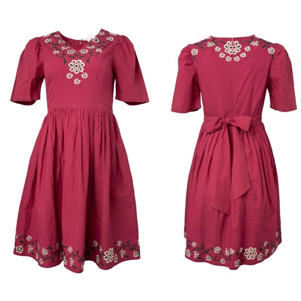 Ivy City Co Heidi Dress in Maroon